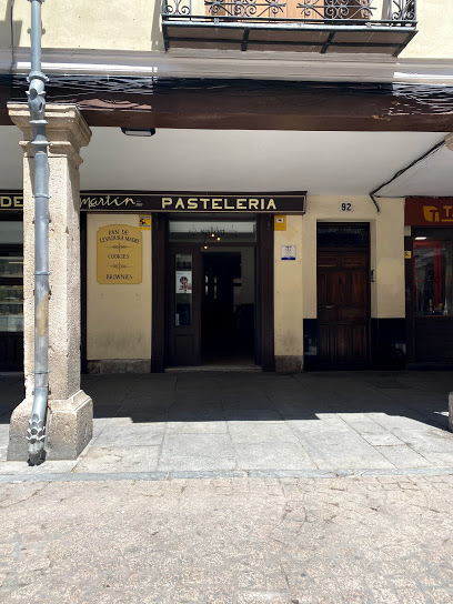 Panadería Pastelería Martín