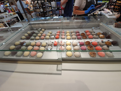 NIJI MOCHIS EL CORTE INGLÉS PLAZA CATALUNYA