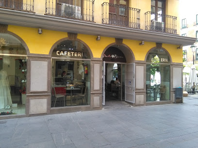 Foto de Puerta Bernina - Alhóndiga