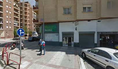 Pastelería, panadería. La Cigüeña.