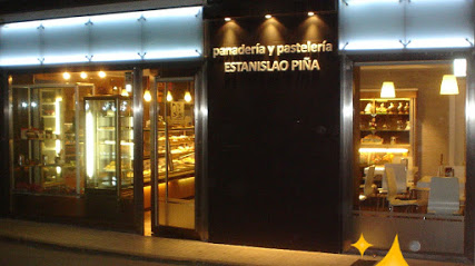 Pastelería-Panadería Piña