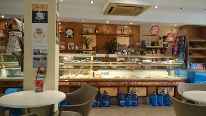 Foto de Pastelería La Rotonda