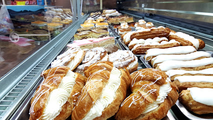 La Canela Pasteleria Panaderia Sevilla