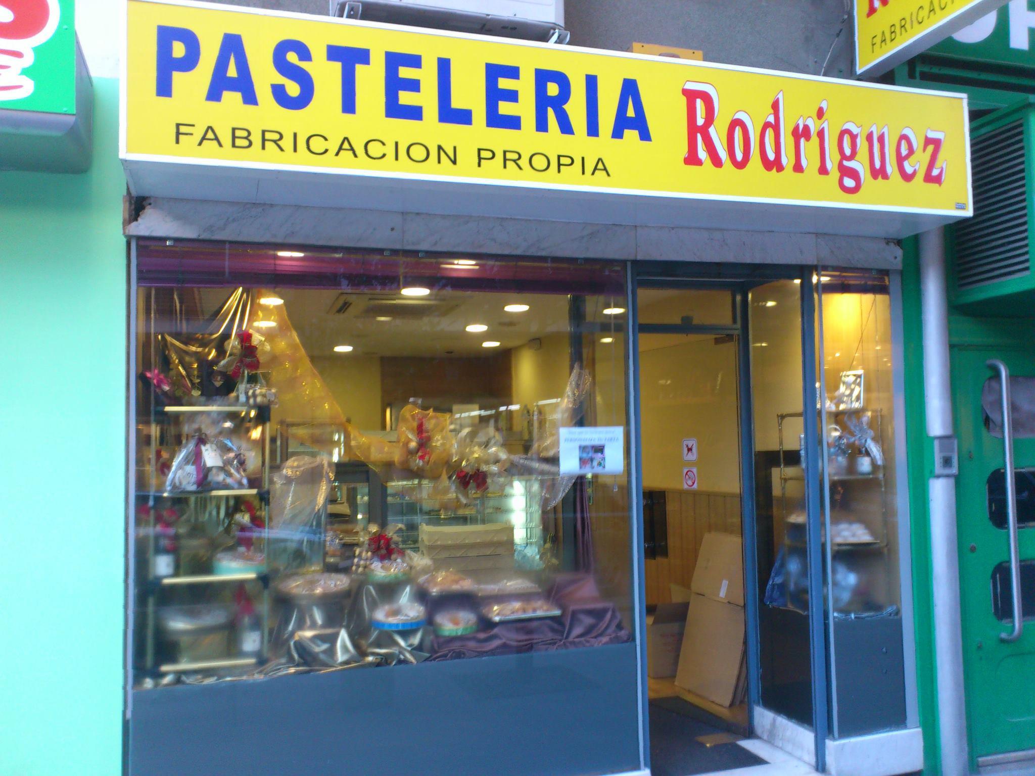 Foto de Pastelería Rodríguez - fabricación propia 