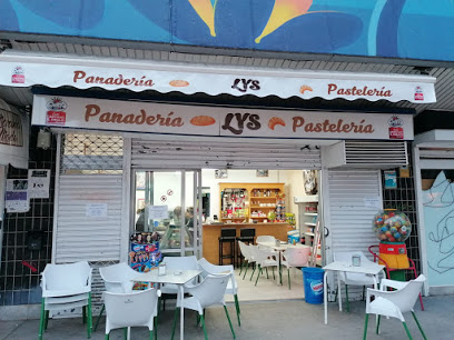 Foto de PASTELERIA Y PANADERIA LYS