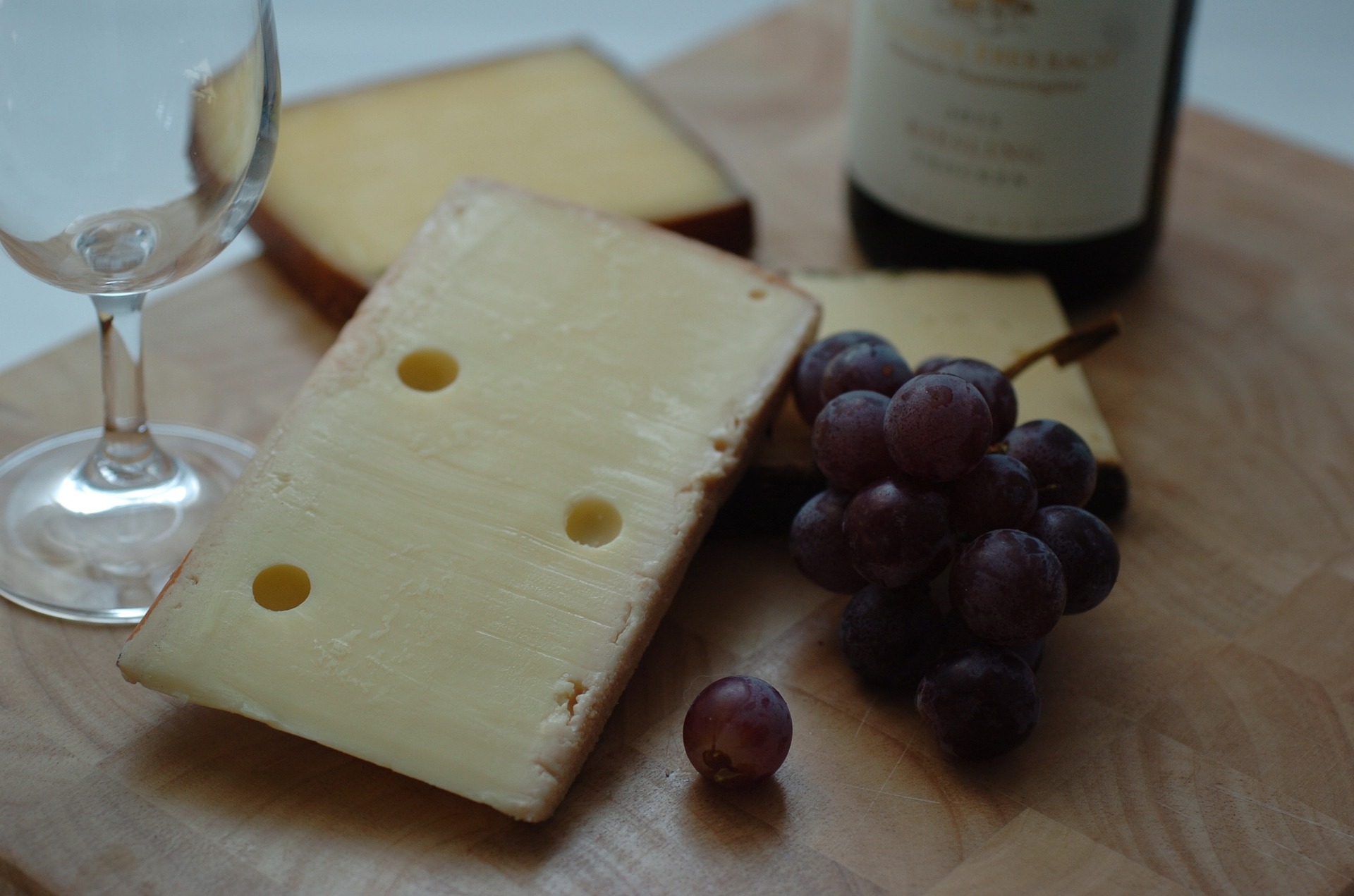 El vino tinto siempre va mejor con quesos fuertes