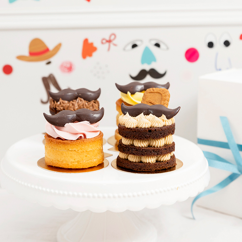 Las mini tartas con bigotes de chocolate de Mi Habitación Favorita, pastelería de Zaragoza