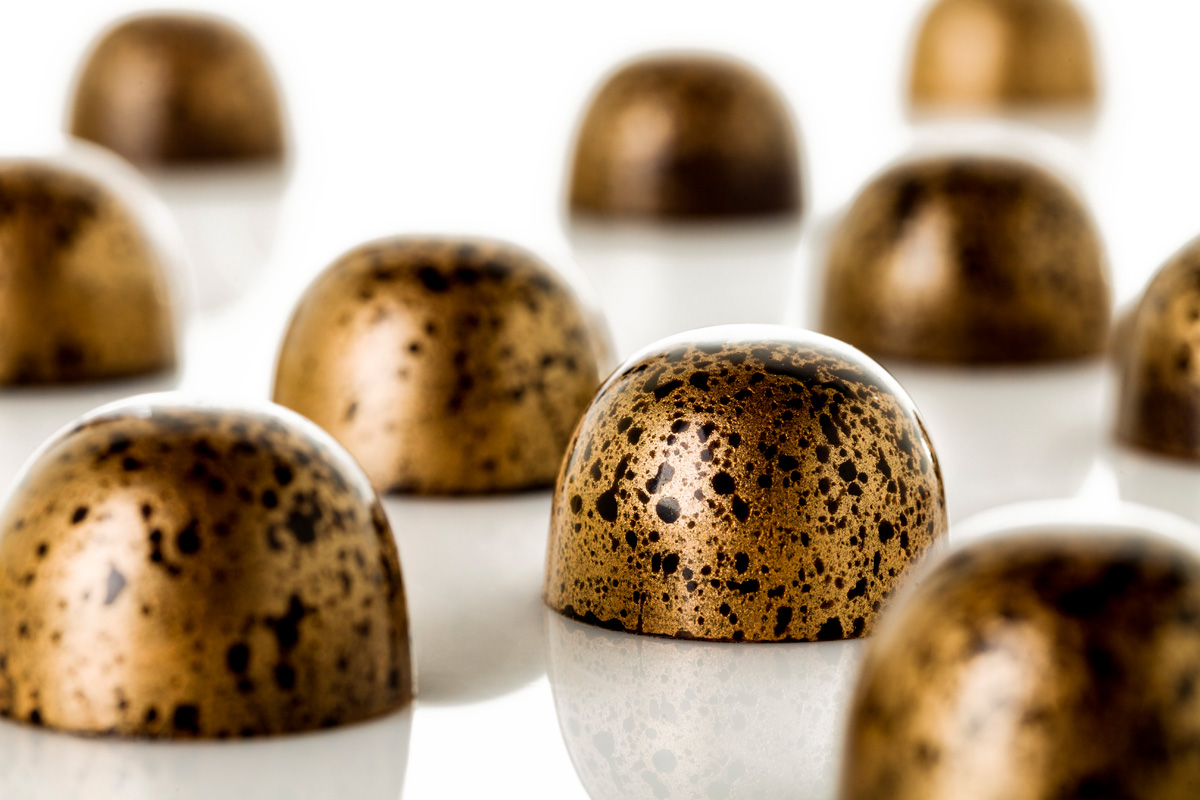 Chocolate Gianduja de avellanas y kikos, obra de Raúl Bernal Chocolate Gianduja de avellanas y kikos, obra de Raúl Bernal